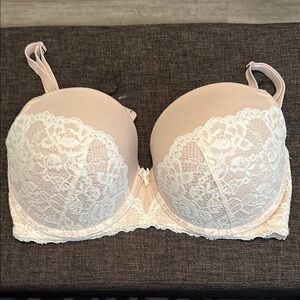 Lace Underwire Bra in Nude